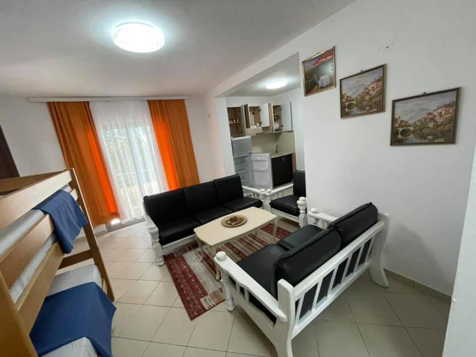 Aparthotel Vila Tufi Velipoje Luaran gambar