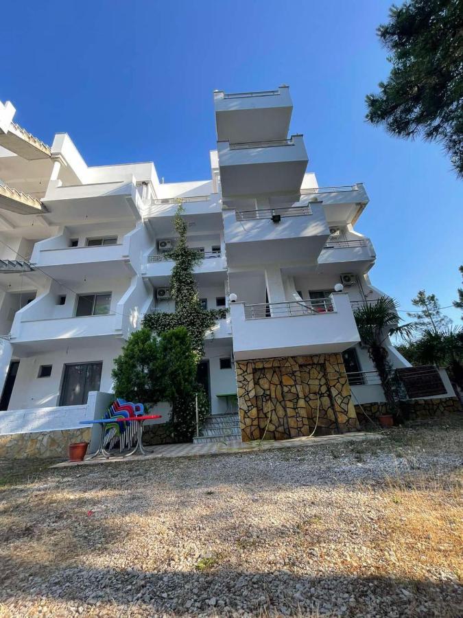 Aparthotel Vila Tufi Velipoje Luaran gambar